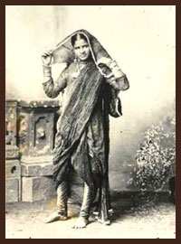 Hyderabadi Muslim dress worn by dancing girl